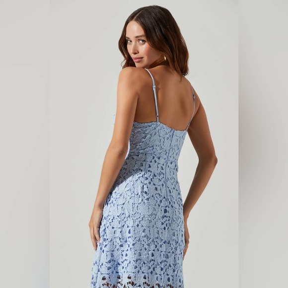 ASTR The Label Periwinkle Lace A Line Midi Dress Sleeveless Blue Womens Size M - Picture 2 of 9